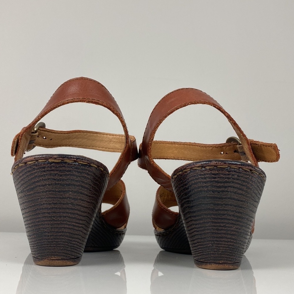 Born Belinda Open Toe Heeled Sandal Size 10 - Picture 6 of 16